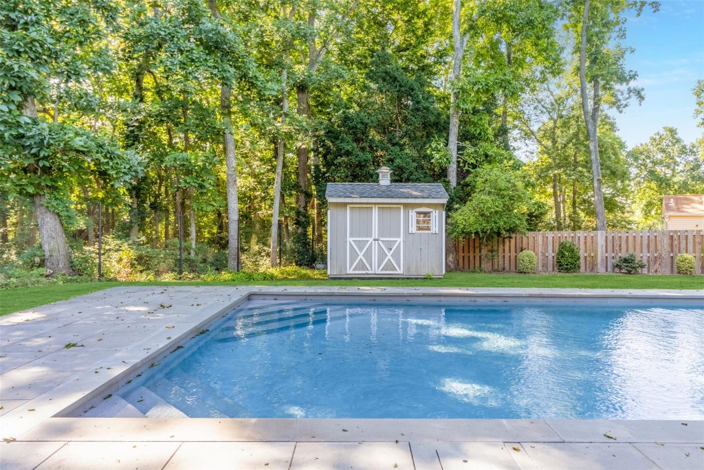21 of 36 - 485 Pine Road, Southold, NY