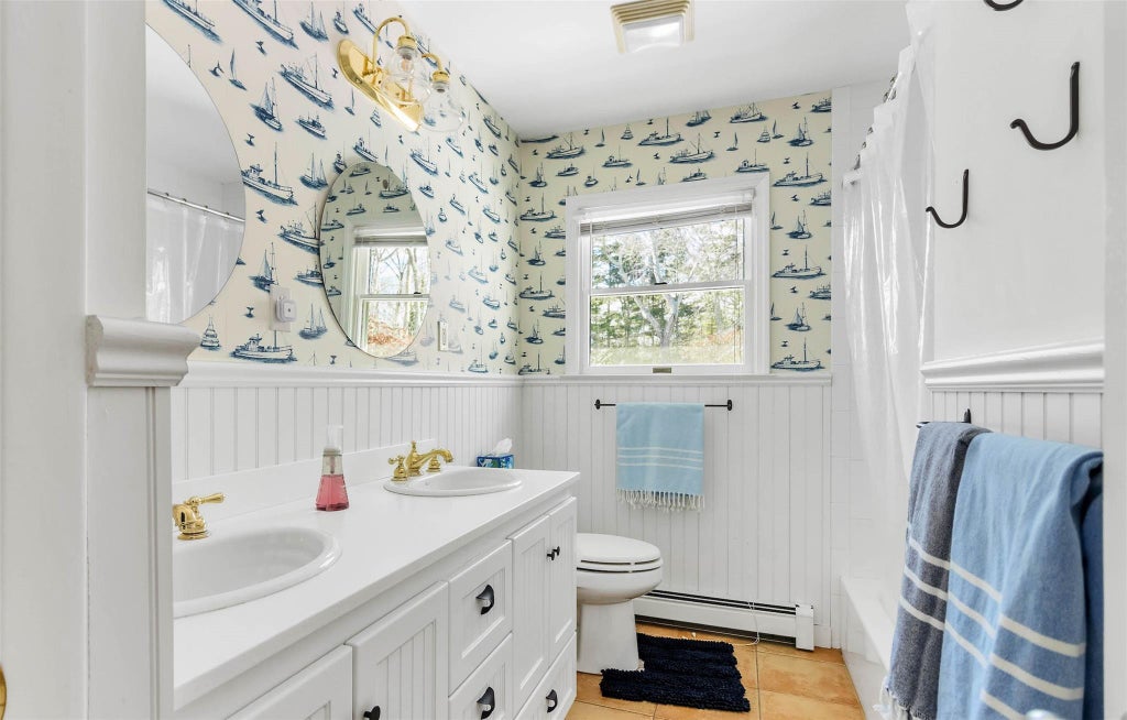 24 of 36 - 485 Pine Road, Southold, NY
