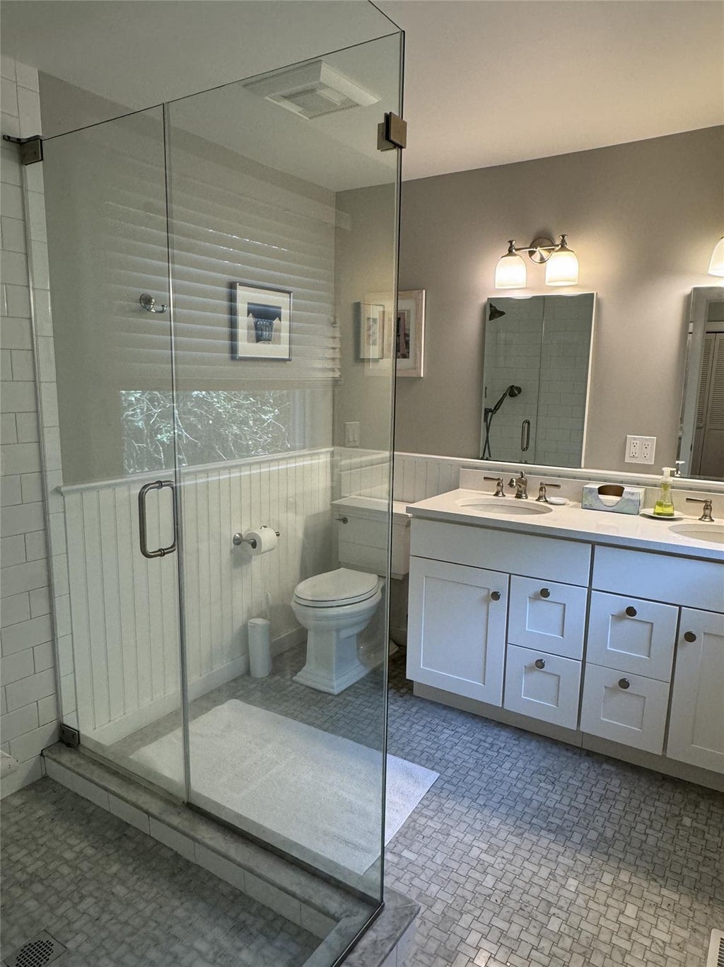 11 of 31 - 1429 Peconic Bay Boulevard, Laurel, NY