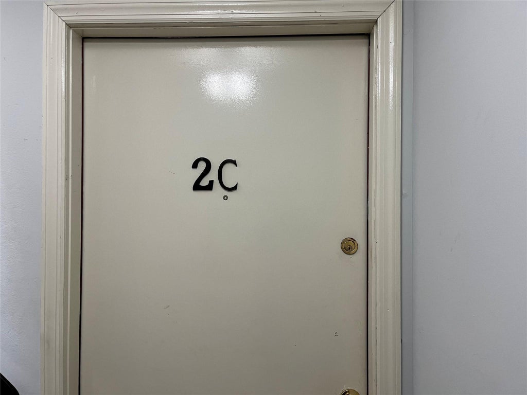 11 of 12 - 410 Jericho Turnpike # 2c, New Hyde Park, NY