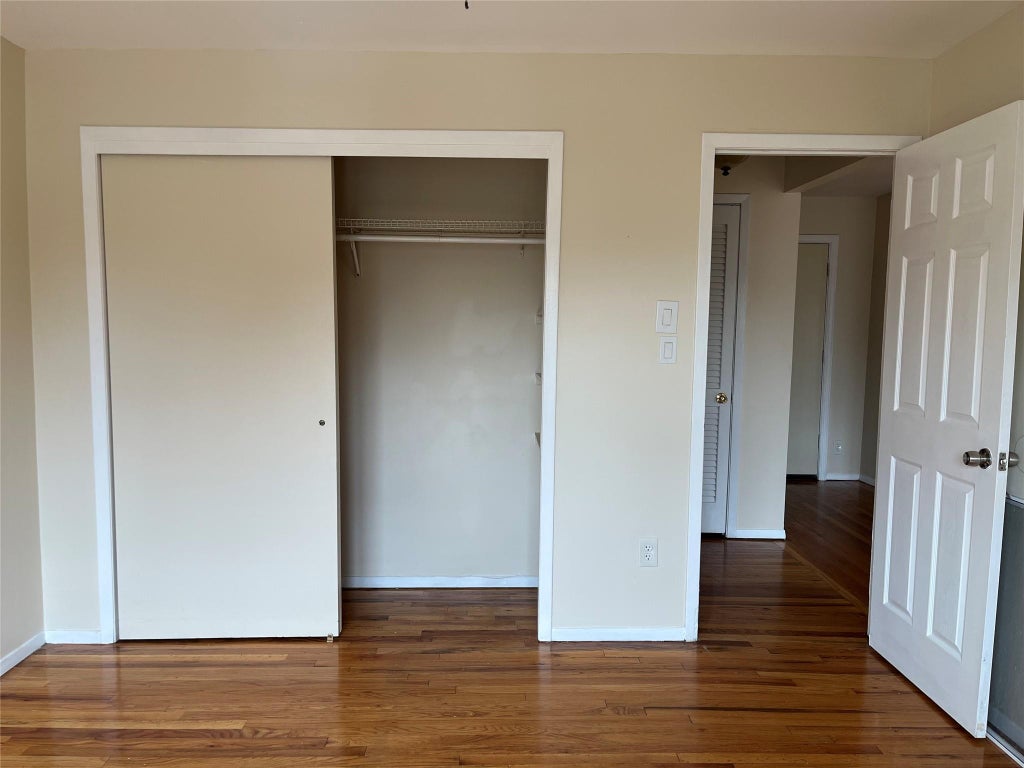 8 of 12 - 410 Jericho Turnpike # 2c, New Hyde Park, NY