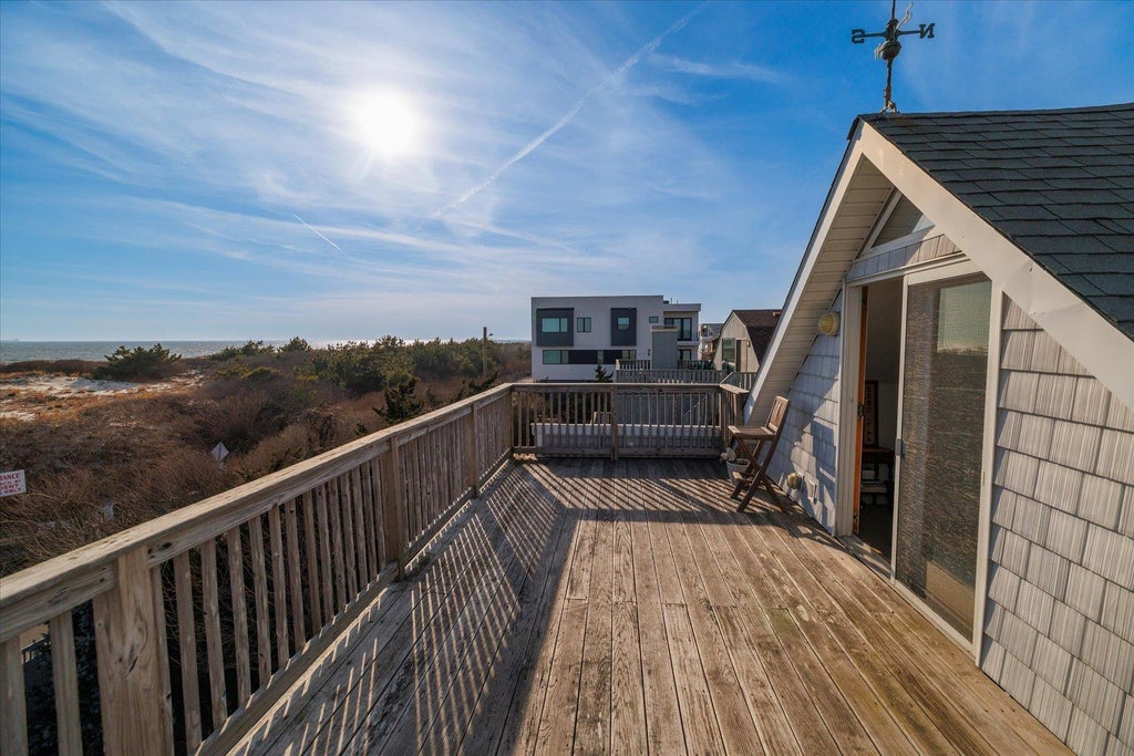 19 of 22 - 56 Buxton St., Lido Beach, NY