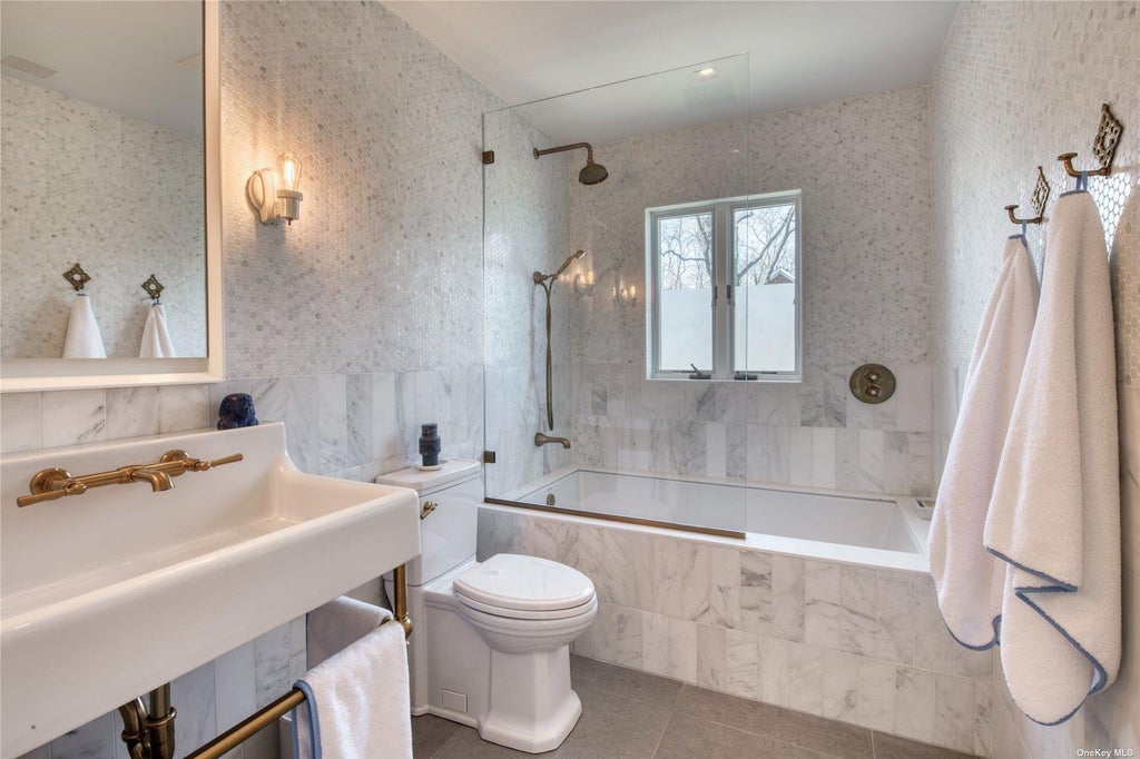 17 of 24 - 1390 Demarest Road, Orient, NY