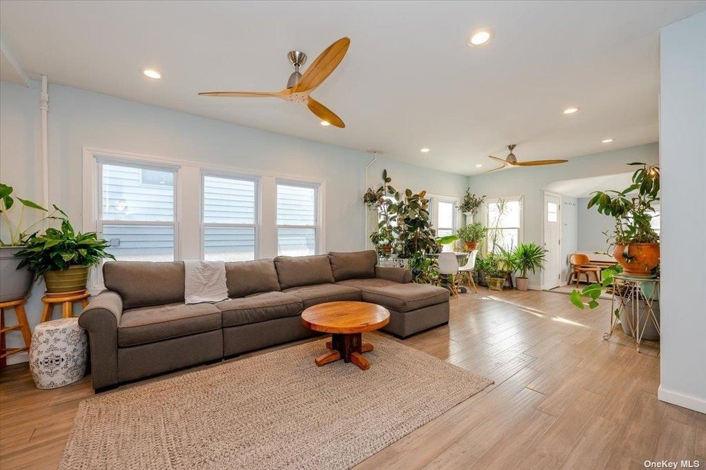 6 of 18 - 313 Market St., Long Beach, NY