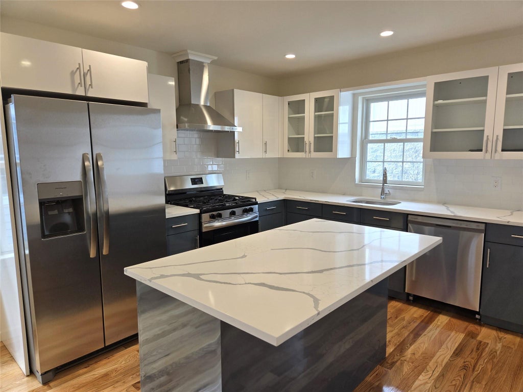 3 of 19 - 23 Kirkwood Road A, Port Washington, NY