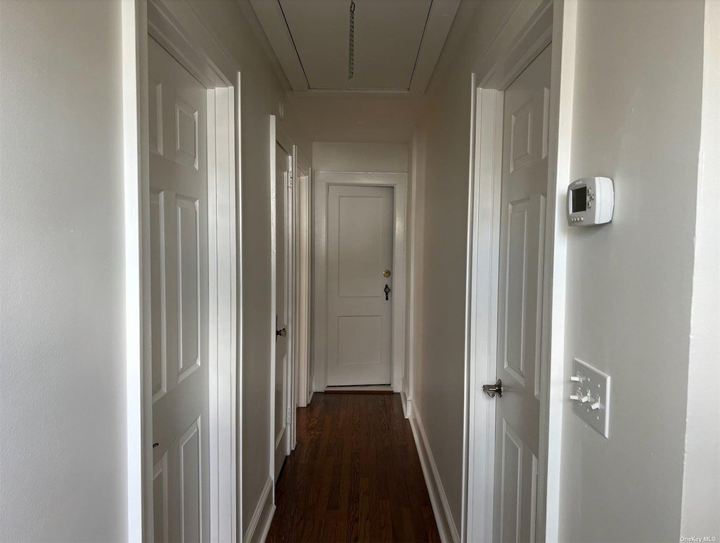17 of 28 - 16 Oakwood Road, Huntington, NY