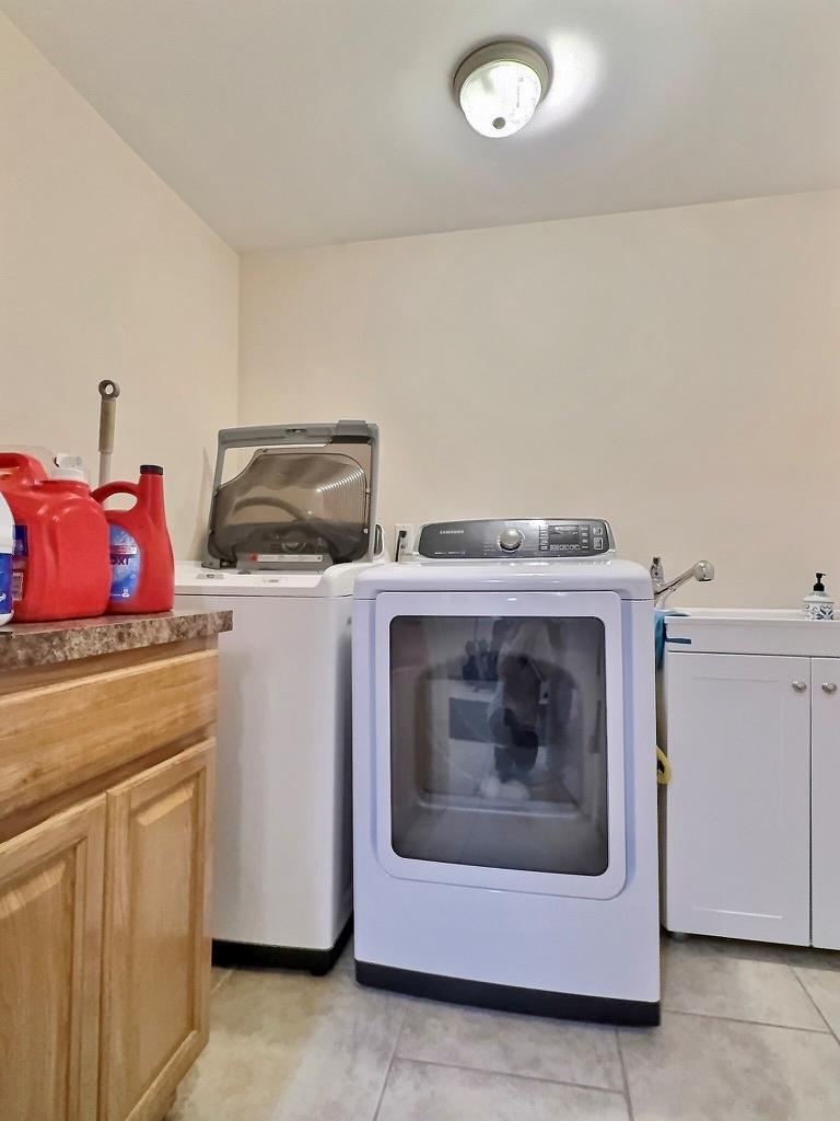 19 of 25 - 196-28 Foot Hill Avenue, Hollis, NY
