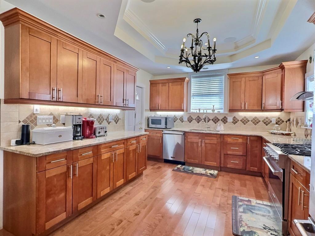 2 of 25 - 196-28 Foot Hill Avenue, Hollis, NY