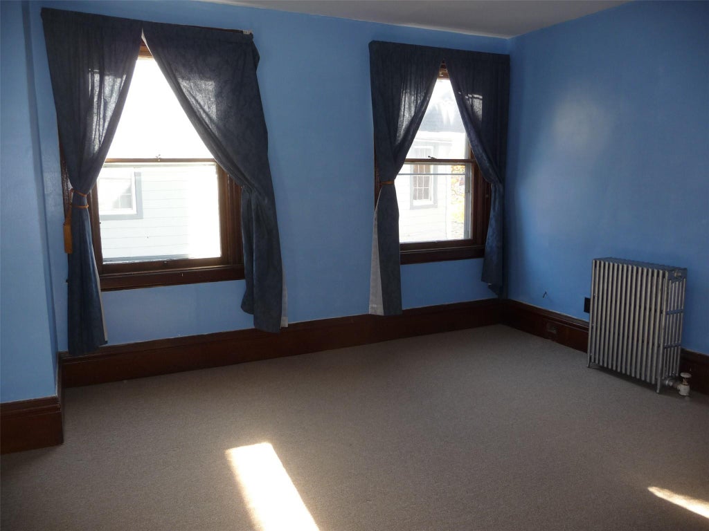 18 of 26 - 166 Highland Avenue, Middletown, NY