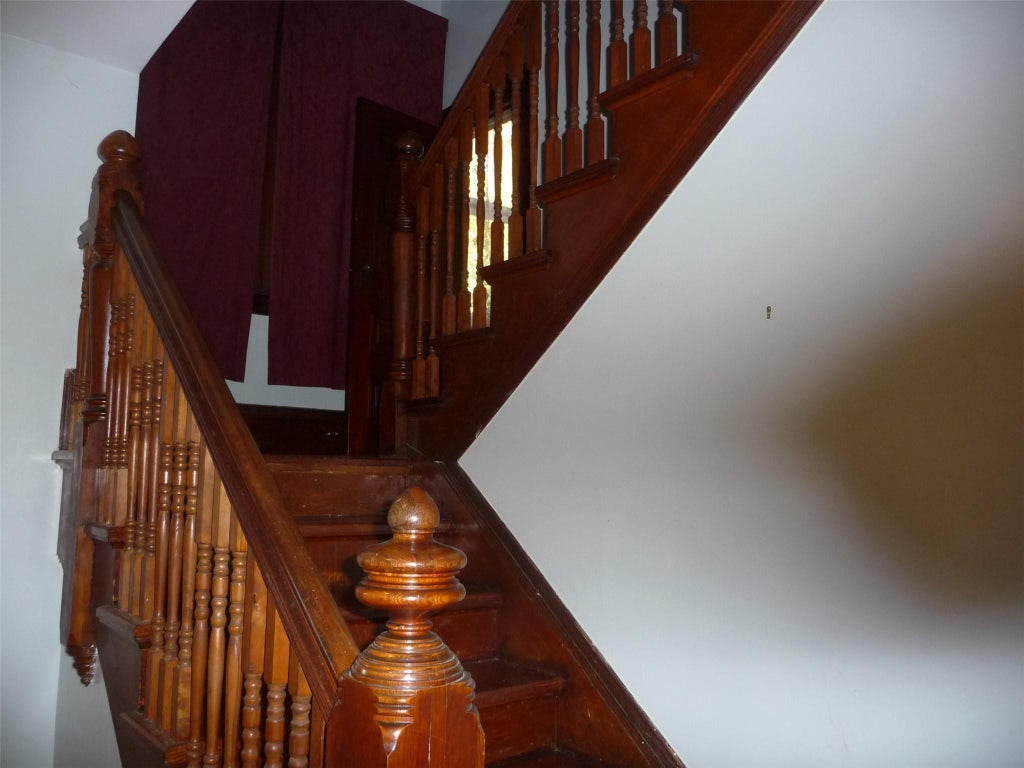 21 of 26 - 166 Highland Avenue, Middletown, NY
