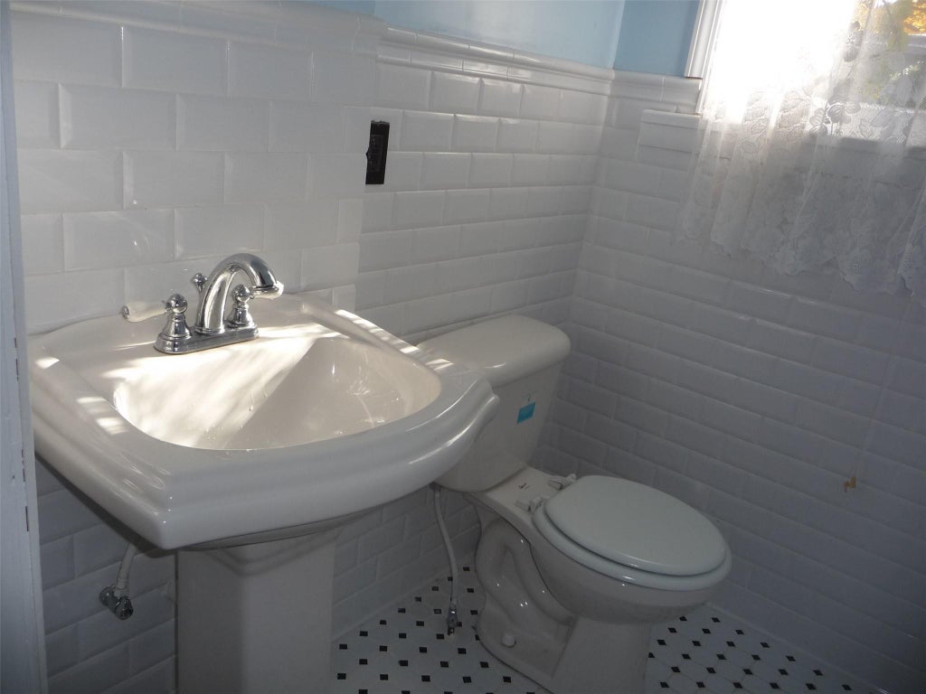 24 of 26 - 166 Highland Avenue, Middletown, NY