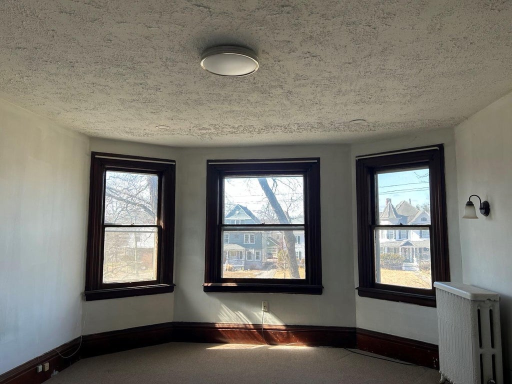 4 of 26 - 166 Highland Avenue, Middletown, NY