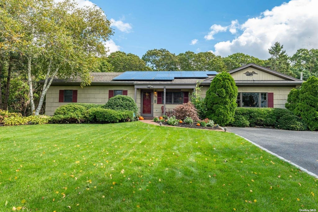 1 of 30 - 254 Meeting House Creek Road, Aquebogue, NY
