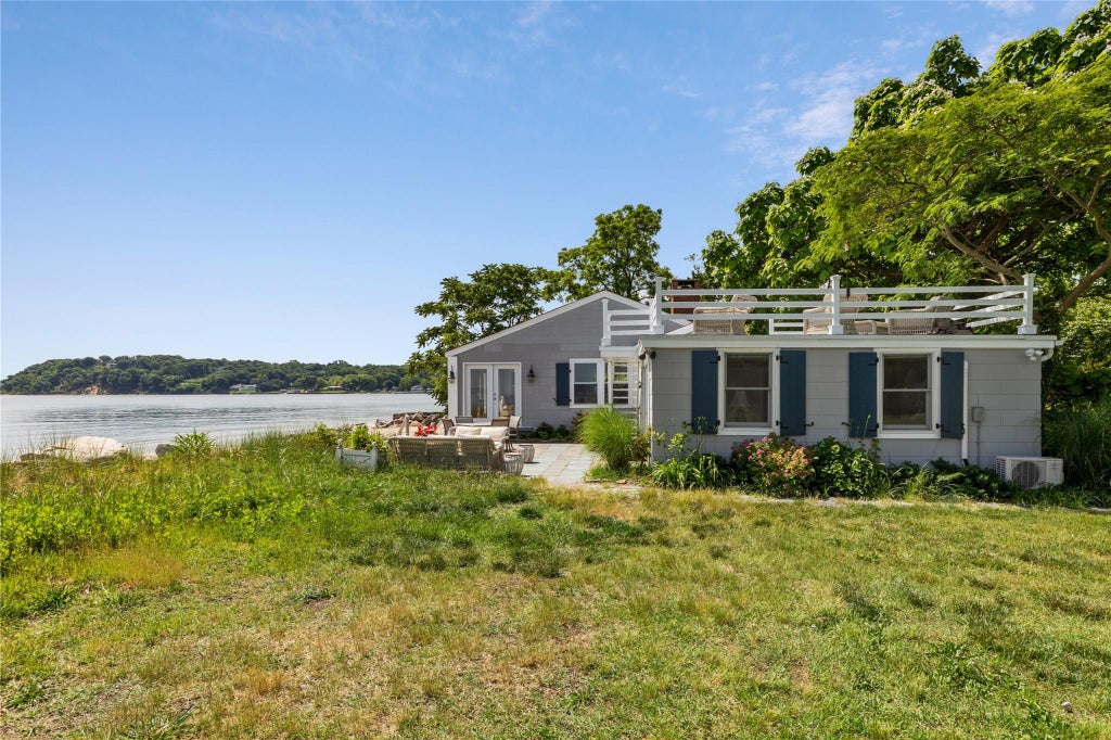 25 of 29 - 335 Centre Island Road, Centre Island, NY
