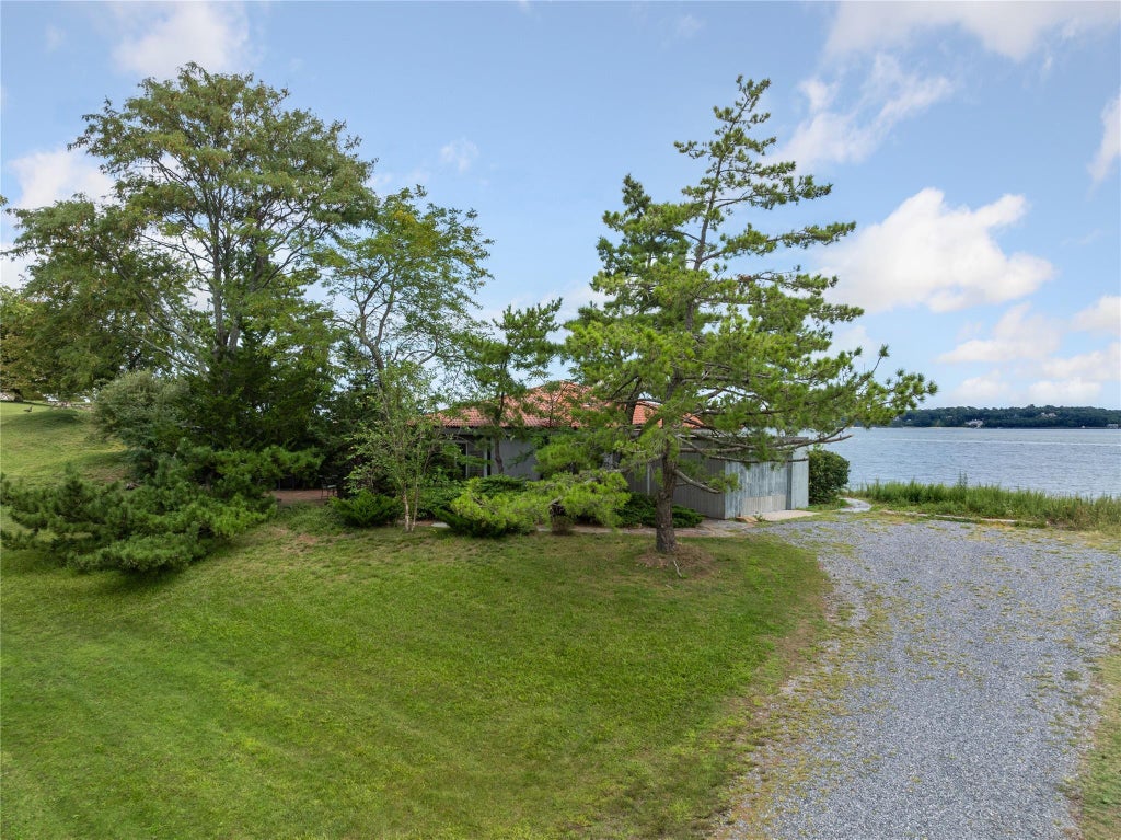 14 of 15 - 333 Centre Island Road, Centre Island, NY