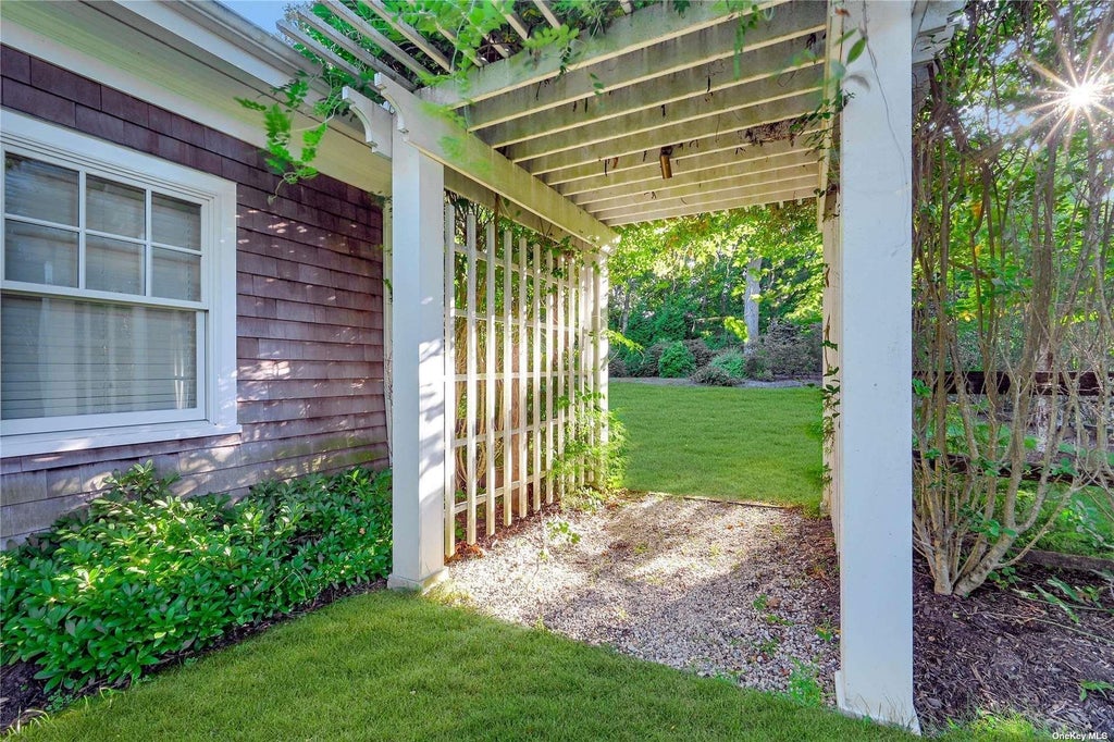 22 of 32 - 1600 Pine Tree Road, Cutchogue, NY