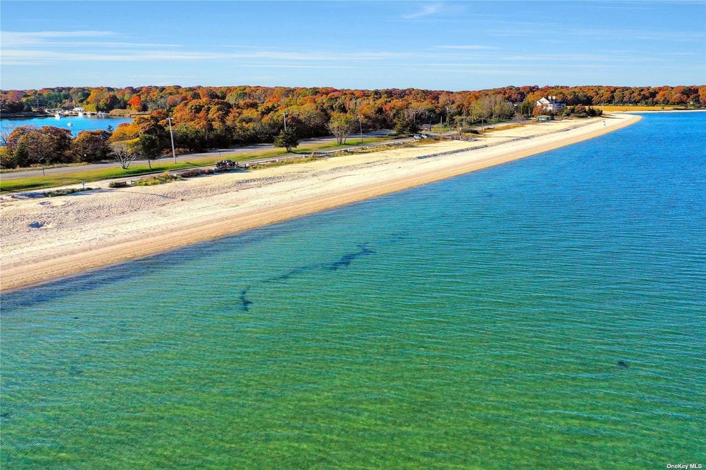 30 of 32 - 1600 Pine Tree Road, Cutchogue, NY