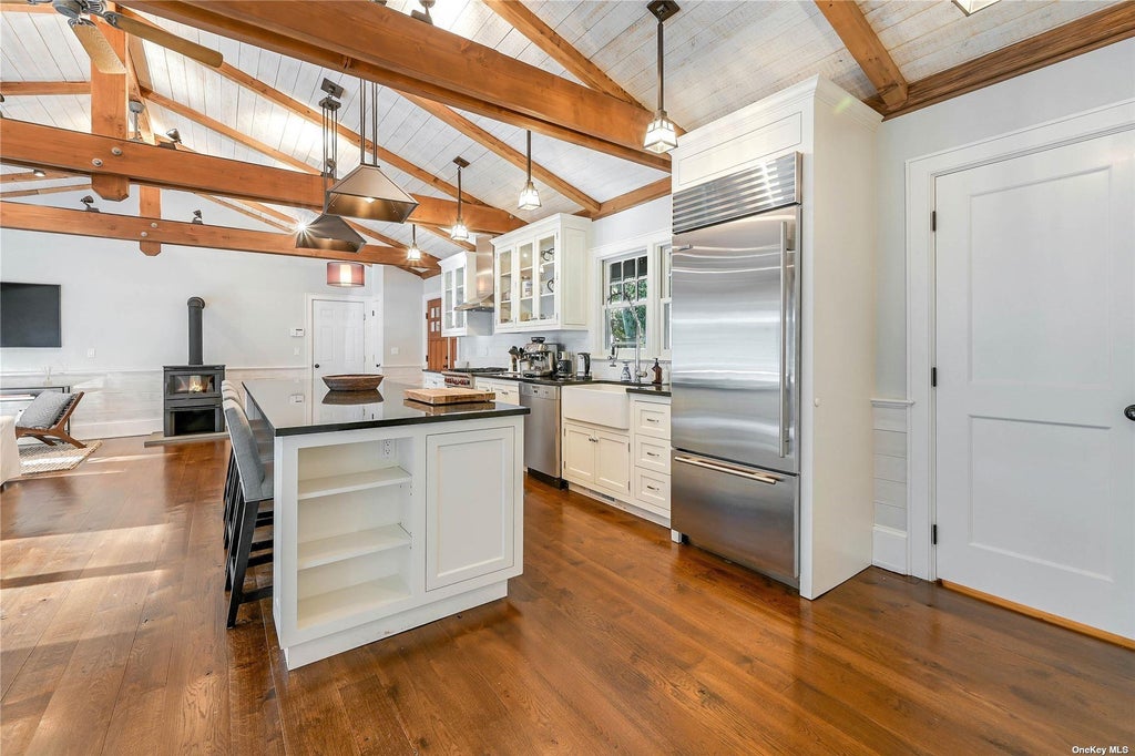 7 of 32 - 1600 Pine Tree Road, Cutchogue, NY