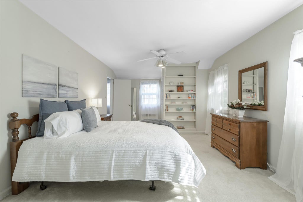 7 of 17 - 7 Jackson Avenue, Port Washington, NY