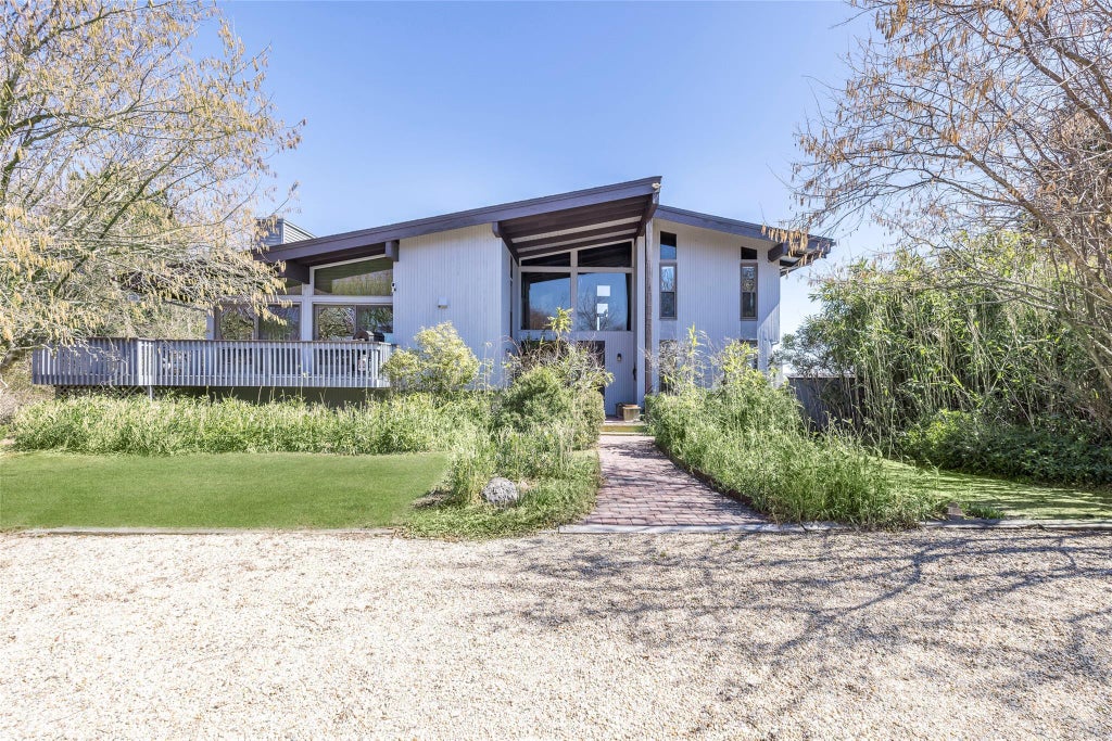 154 W Lake Drive, Montauk
