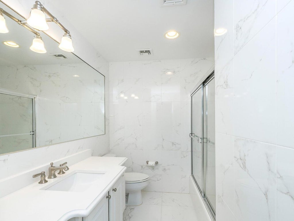 25 of 37 - 25b Corchaug Avenue, Port Washington, NY