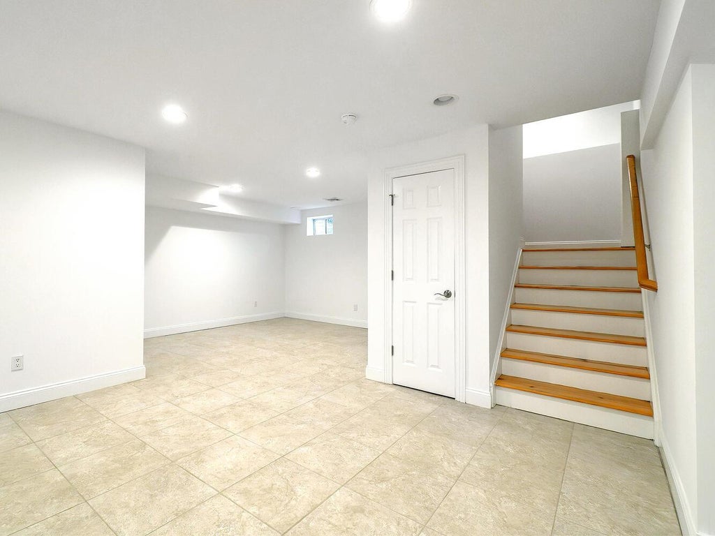 26 of 37 - 25b Corchaug Avenue, Port Washington, NY