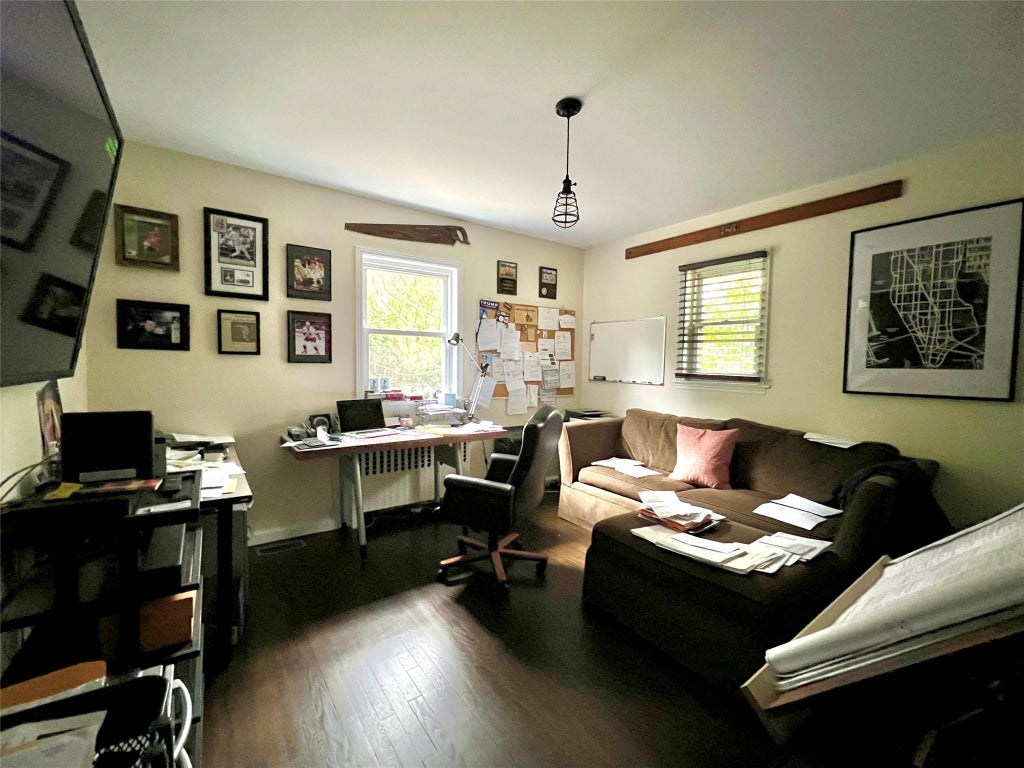 9 of 18 - 45 Marden Avenue, Sea Cliff, NY