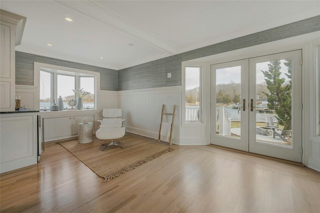 10 of 27 - 370 Fishermans Beach Road, Cutchogue, NY