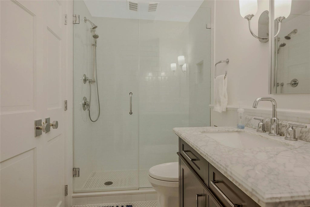 14 of 27 - 370 Fishermans Beach Road, Cutchogue, NY