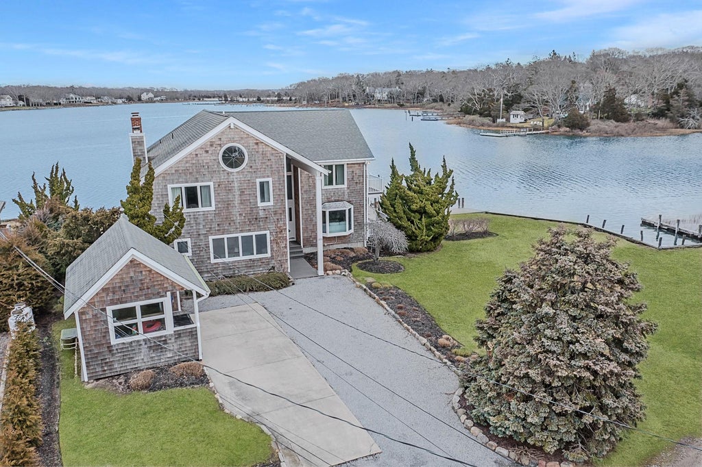 1 of 27 - 370 Fishermans Beach Road, Cutchogue, NY