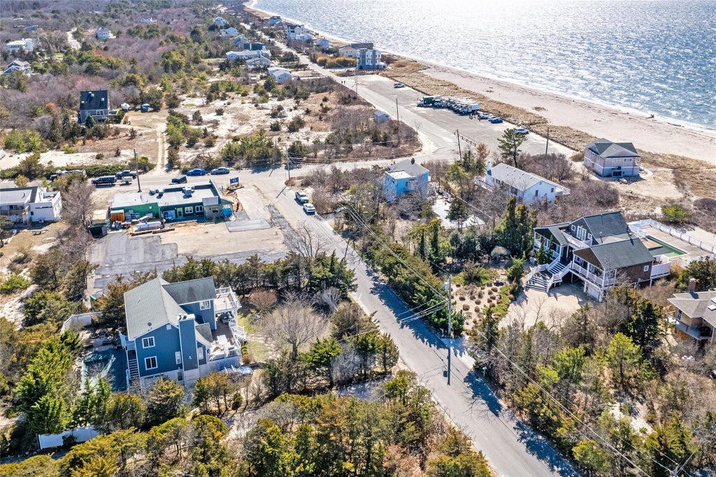 28 of 30 - 270 Sea Drive, Southold, NY