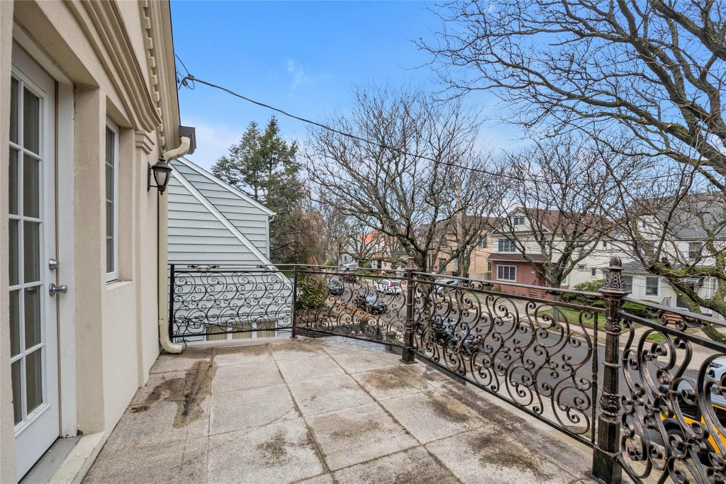 13 of 14 - 63-48 Carlton St. # 2, Rego Park, NY