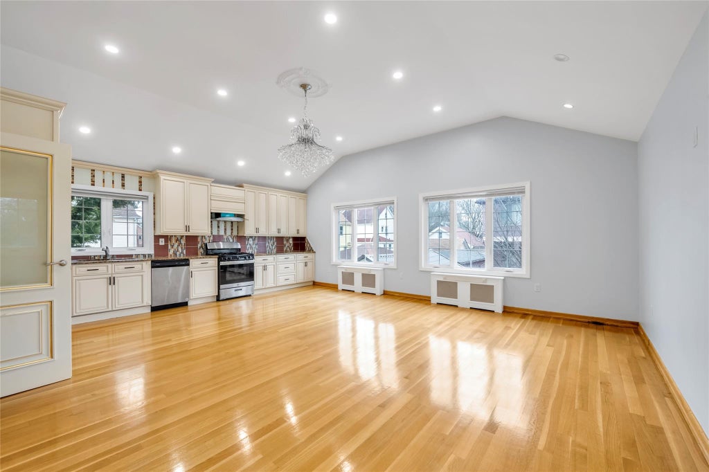 3 of 14 - 63-48 Carlton St. # 2, Rego Park, NY
