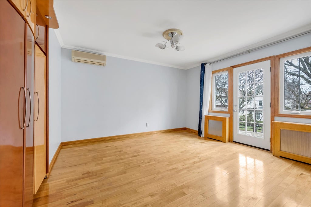 5 of 14 - 63-48 Carlton St. # 2, Rego Park, NY