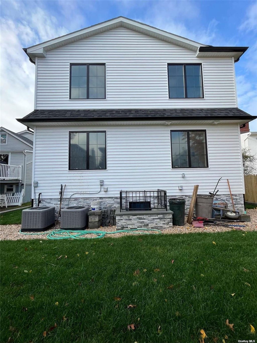 13 of 20 - 66 Graywood Road, Port Washington, NY