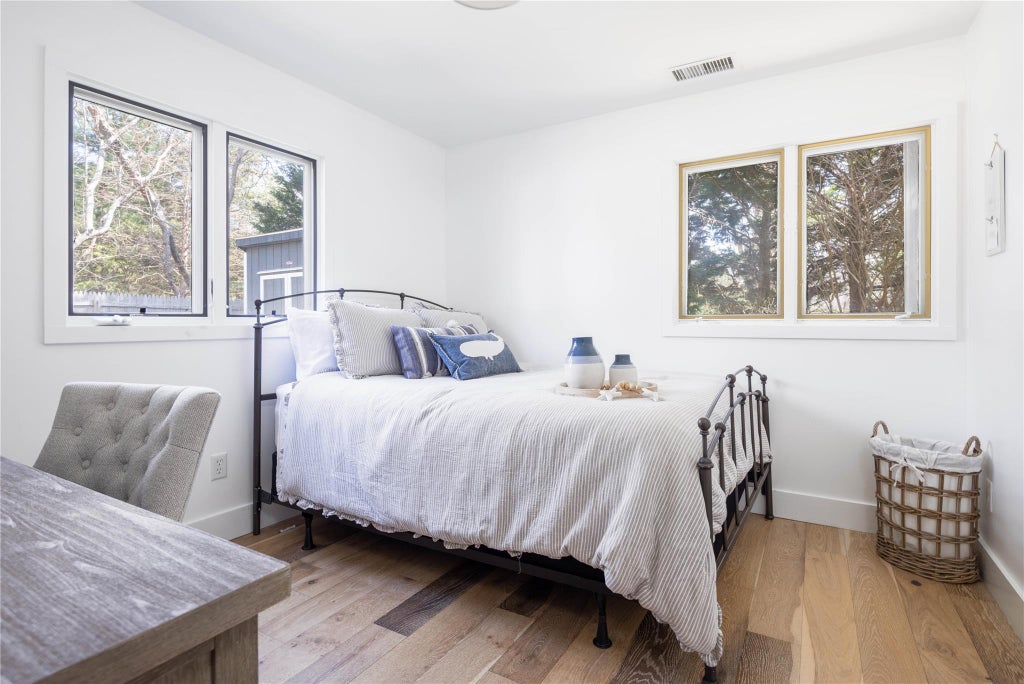 12 of 18 - 10 Cedar Avenue, Southampton, NY