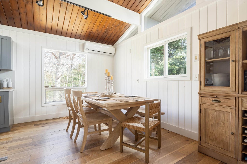 4 of 18 - 10 Cedar Avenue, Southampton, NY