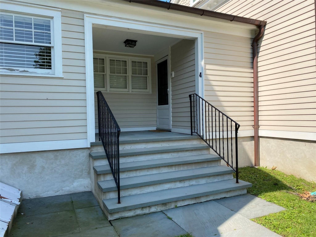 1 of 20 - 95 High St., Huntington, NY