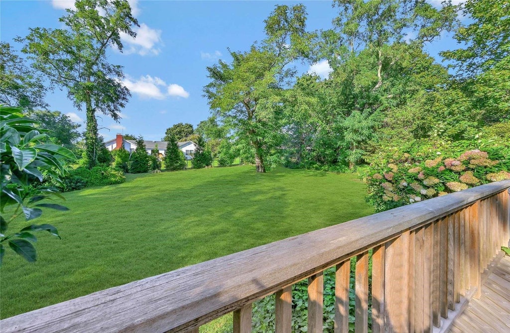13 of 28 - 215 Kouros Road, New Suffolk, NY