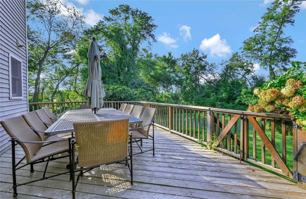 26 of 28 - 215 Kouros Road, New Suffolk, NY