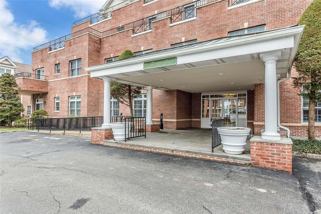 1 of 16 - 1 Portico Court # 306, Great Neck, NY