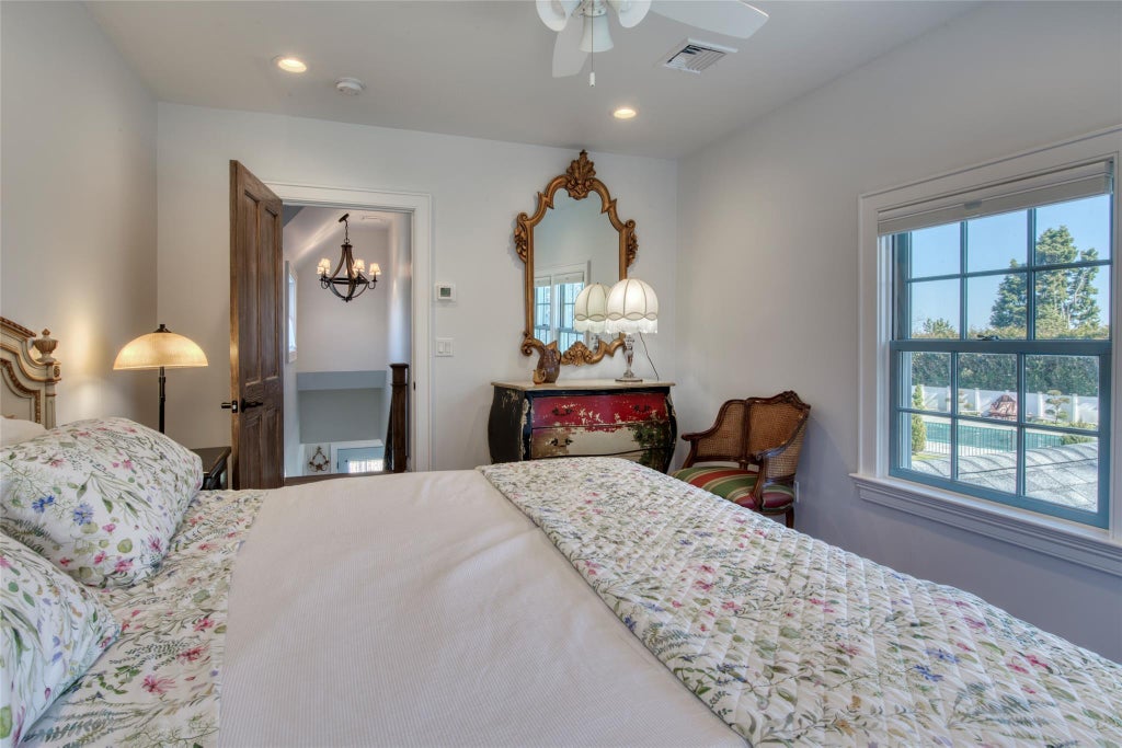 11 of 16 - 12680 Main Road, East Marion, NY