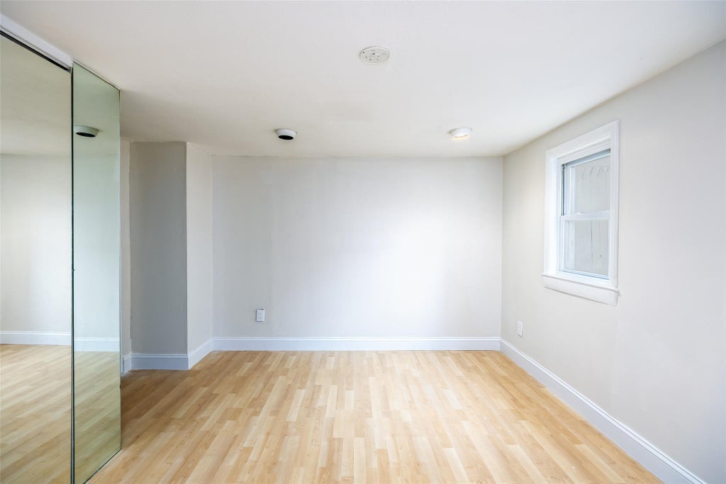 11 of 14 - 23 Pleasant Avenue, Port Washington, NY