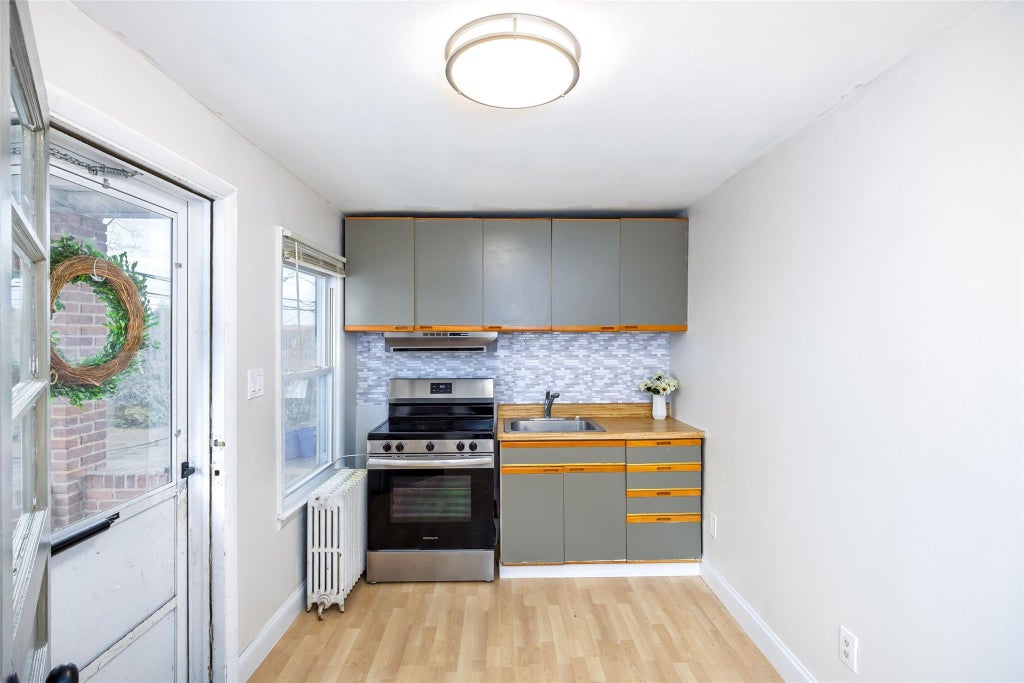1 of 14 - 23 Pleasant Avenue, Port Washington, NY