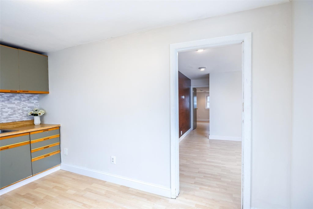 5 of 14 - 23 Pleasant Avenue, Port Washington, NY