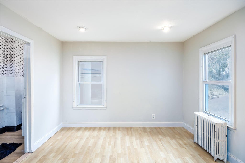 8 of 14 - 23 Pleasant Avenue, Port Washington, NY