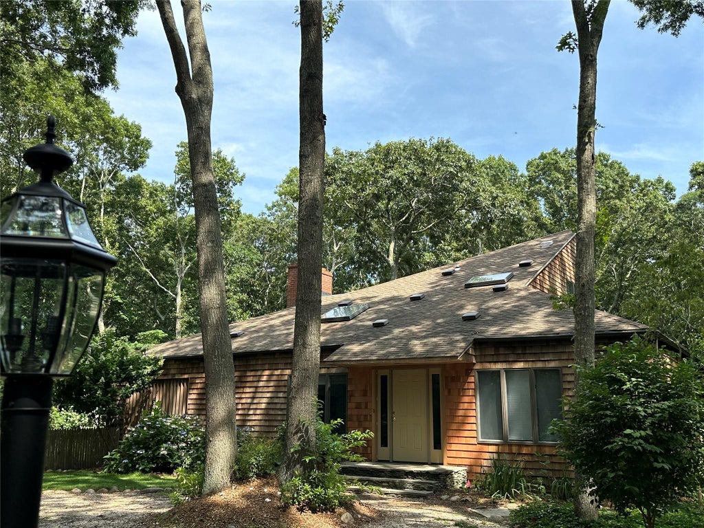 101 Noyac Path, Water Mill