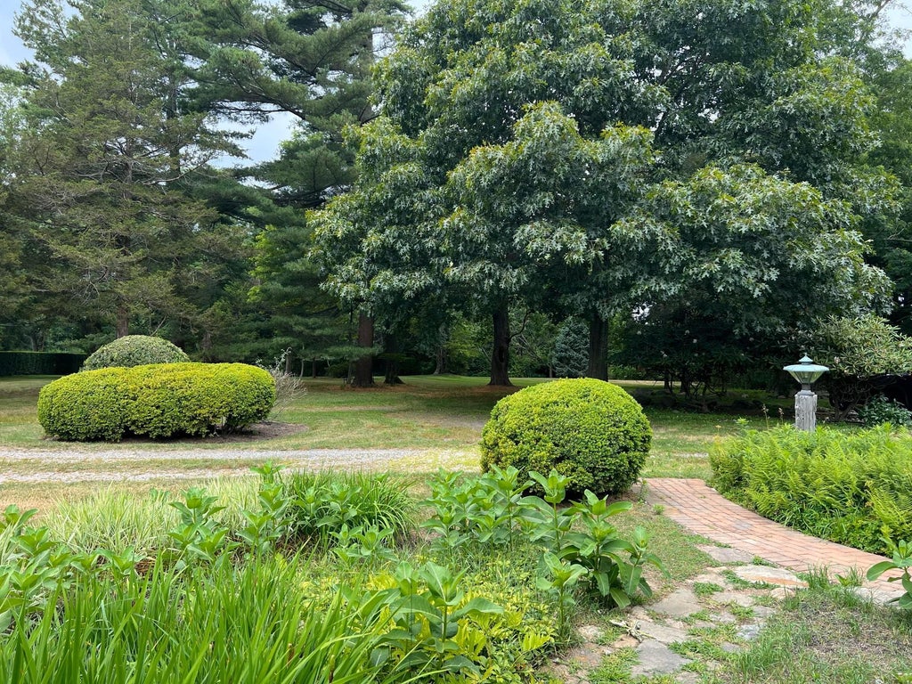 5 of 14 - 30675 Main Road, Orient, NY
