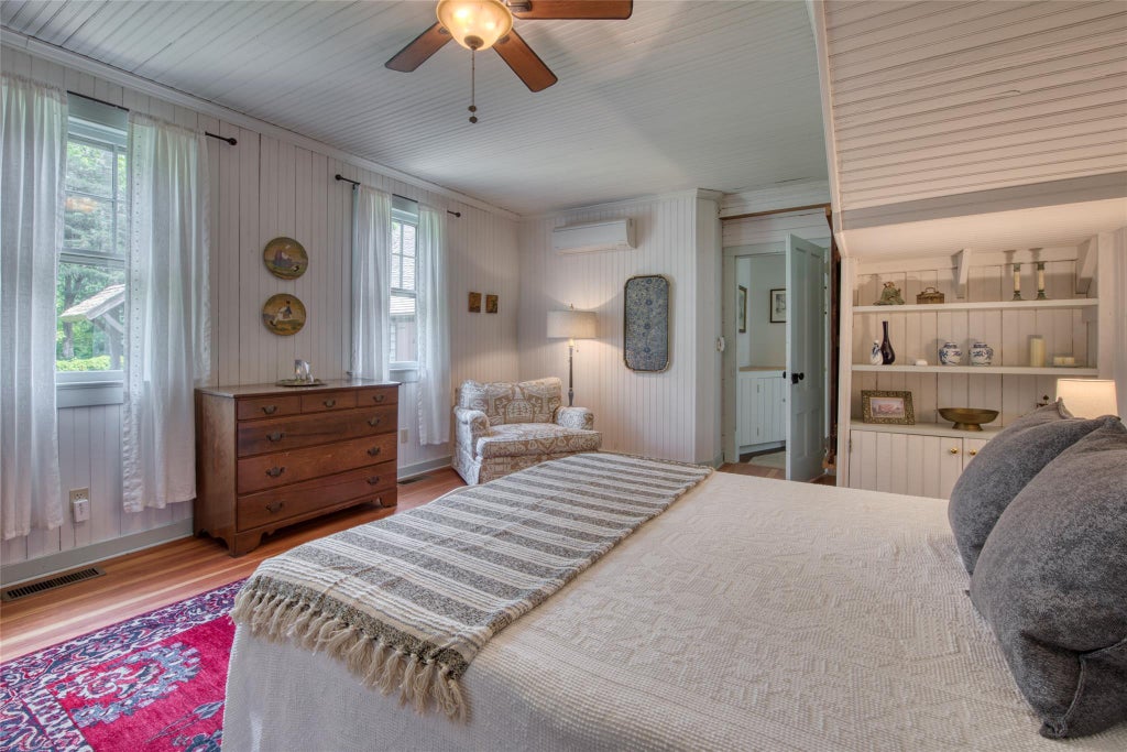 6 of 14 - 30675 Main Road, Orient, NY