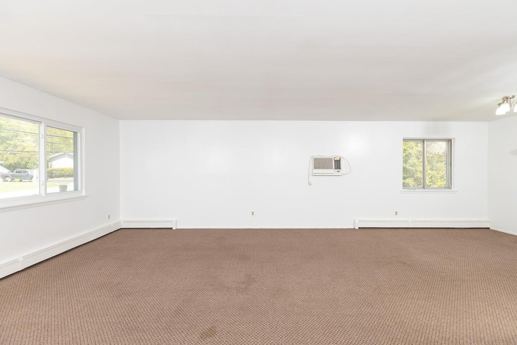 3 of 13 - 52-54 Blydenburg Avenue, Smithtown, NY